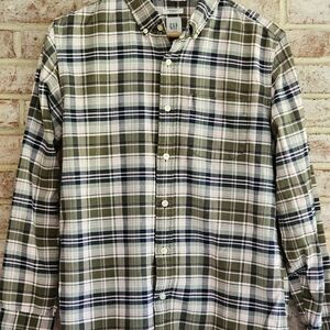 Men's Gap Plaid Button Up - Small